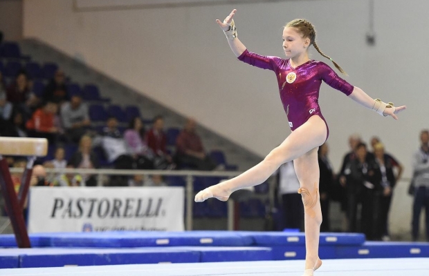 Донская гимнастка Владислава Уразова стала победительницей международного турнира в Италии